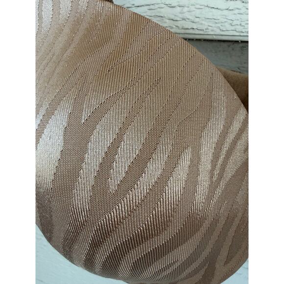 FULL COVERAGE BRA CHAMPAGNE ZEBRA PRINT SIZE 34D INTIMATES - Picture 2 of 5